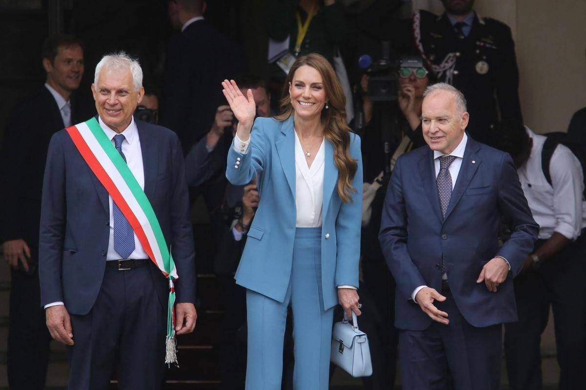 https://www.adnkronos.com/resources/02a5-209d7569396e-dfbf855dc305-1000/format/huge/ipa84629282_kate_middleton_reggio_emilia_ipa.jpeg