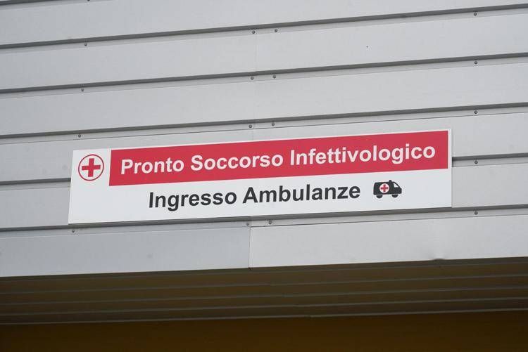 Hantavirus, il pronto soccorso infettivologico del Sacco di Milano - Fotogramma /Ipa