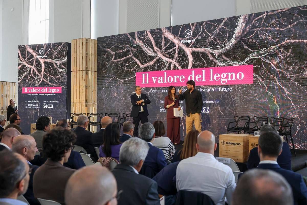 'Il valore del legno, come l’economia circolare disegna il futuro', convegno a Milano
