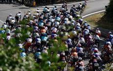 Un momento del Giro d'Italia - (Afp)