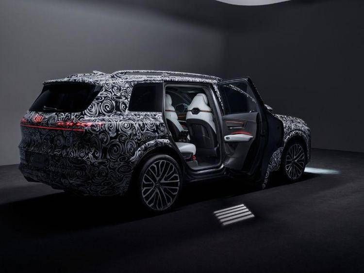 Audi Q9: il SUV più lussuoso dei quattro anelli