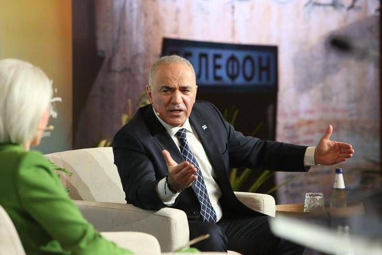 Jill Dougherty e Garry Kasparov - Flickr/Lennart Meri Conference