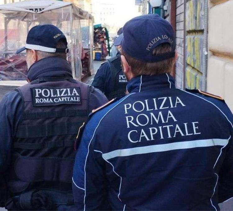 (Foto di repertorio Polizia Locale Roma)