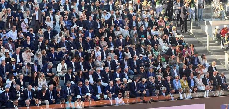 Non solo Mattarella, tanti vip in tribuna autorità per l'impresa di Sinner al Foro italico
