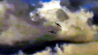 Due jet si scontrano in volo, l'incidente negli Usa - Video