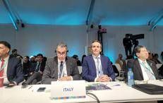 Il Sottosegretario al MASE, Claudio Barbaro al World Urban Forum  di Baku (Foto Ufficio stampa)