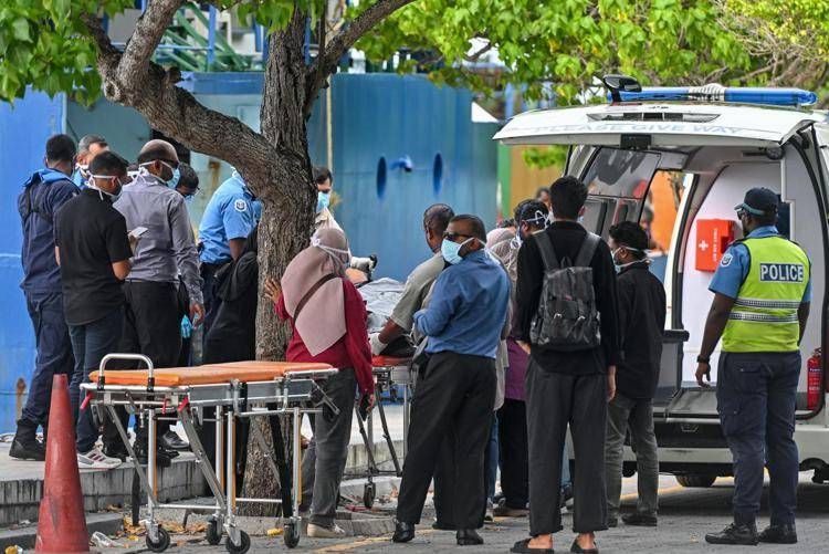 Sub morti alle Maldive, recuperati i corpi di Federico Gualtieri e Monica Montefalcone