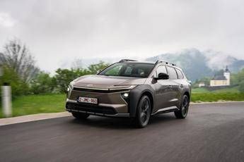 Toyota, con il bZ4X Touring l'elettrico diventa versatile e avventuroso