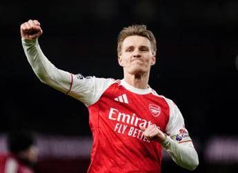 Arsenal vince Premier League dopo 22 anni, Manchester City pari con Bournemouth