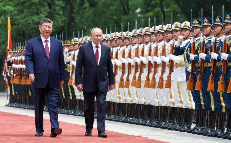 Vladimir Putin e Xi Jinping - (Afp/Sputnik)