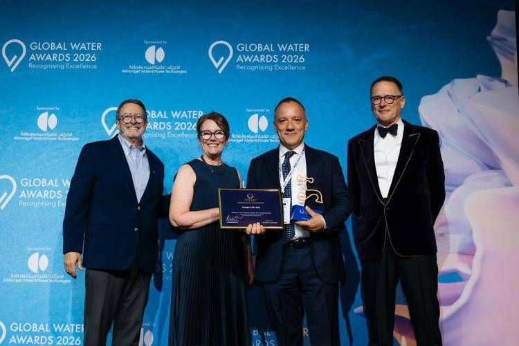 da sinistra: Howard Neukrug, Deputy Chairman of the Leading Utilities of the World (LUOW) network, Susan Moiso, Global Water Market Director Jacobs, Michele Falcone, Direttore Generale di Gruppo CAP, Christopher Gasson, CEO of Global Water Intelligence - (foto Ufficio stampa)