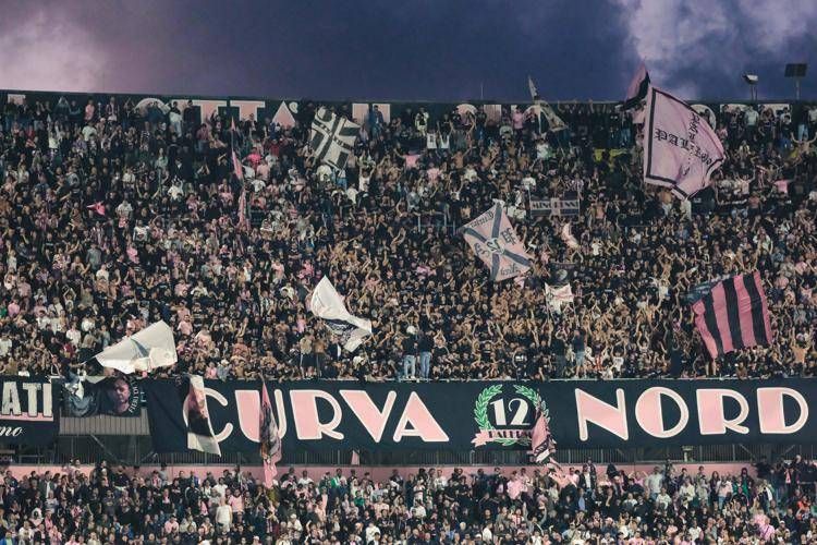 La curva del Palermo - Ipa/Fotogramma