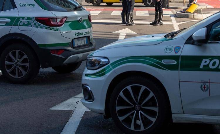 Polizia a Milano - (Ipa)