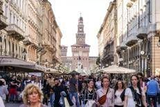 Gente in strada - Ipa