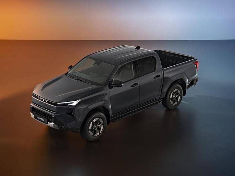 Toyota Hilux Full Electric, il pick-up entra nell’era BEV