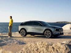 DS N°7: il SUV premium francese apre gli ordini in Francia
