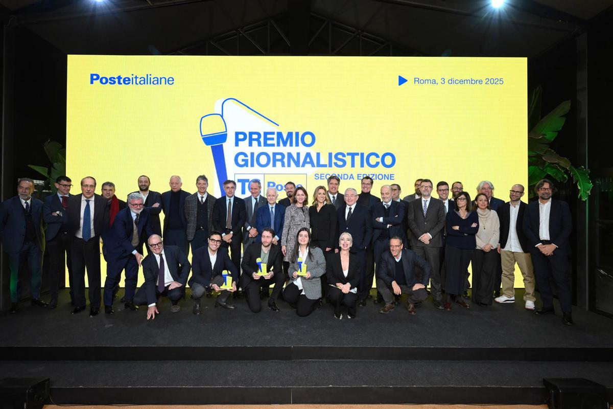 https://www.adnkronos.com/resources/02a5-20af5ecab103-94e92ced3f2c-1000/format/huge/giuria_premio_tg_poste_comm.jpeg