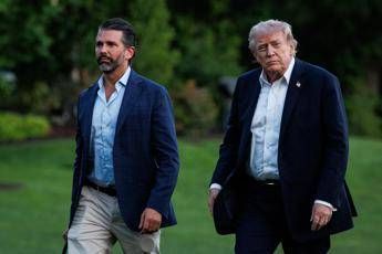 Trump non andrà alle nozze del primogenito: "Momento cruciale, devo stare alla Casa Bianca"