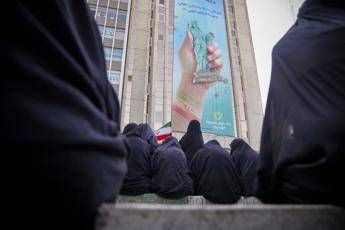 Un murales a Teheran - (Ipa)