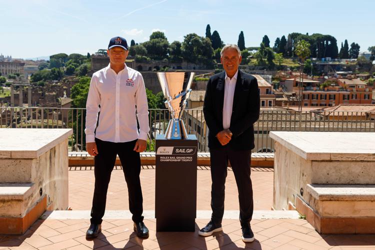  Jimmy Spithill e Russell Coutts - Foto: Red Bull