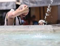 Caldo record sull'Italia - (Ipa)