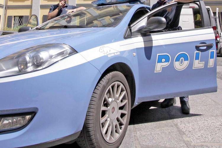 Volante della Polizia di Stato - FOTOGRAMMA