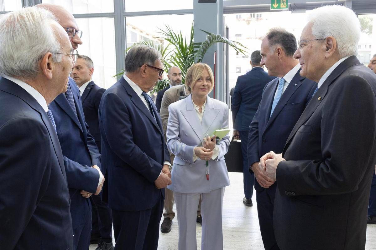https://www.adnkronos.com/resources/02a5-20b862600cb3-41b78869f355-1000/format/huge/meloni_nuvola_confindustria_fg_ipa.jpeg