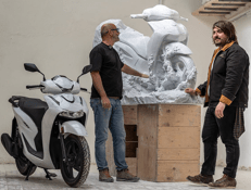 Honda SH125, 25 anni celebrati tra arte, marmo e sostenibilità