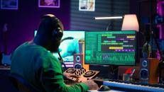 Ai: deepfake e clonazioni vocali, la soluzione di Ontier a tutela della voce