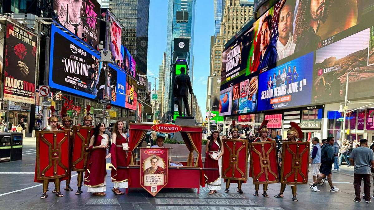 https://www.adnkronos.com/resources/02a5-20bde009e0cd-c263491649cf-1000/format/huge/pinsa_romana_ny_us.jpeg