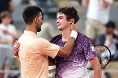 Novak Djokovic e Joao Fonseca - Afp