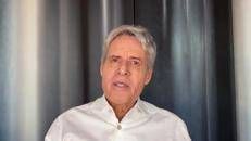 Claudio Baglioni rinvia il tour di un anno: 