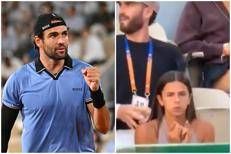 Matteo Berrettini e il gesto dall'angolo di Cerundolo - Ipa/Fotogramma e X
