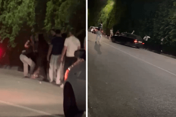 Taormina, auto a tutta velocità su giovani fuori da una discoteca - Il video