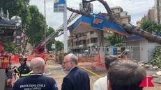 Tornado a Roma, il sopralluogo del sindaco Gualtieri a Prati Fiscali