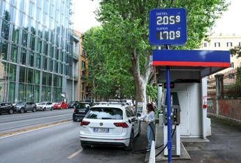 L'economia europea rallenta nel primo trimestre 2026, i prezzi dell'energia salgono
 - Fotogramma/Ipa