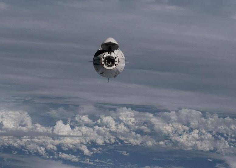 Perdita d'aria sulla Stazione Spaziale, la Nasa agli astronauti: "Tornate su Iss"
