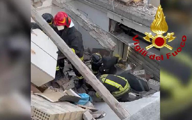 vigilia crollo palazzina fi