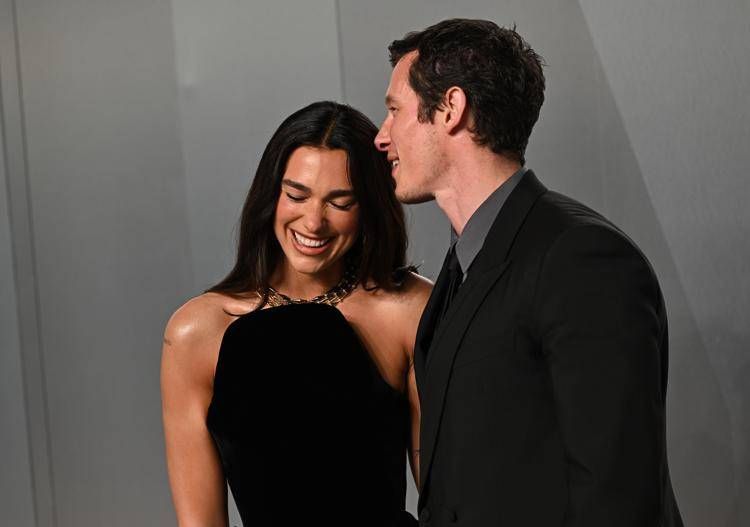 Dua Lipa e Callum Turner  - Fotogramma Ipa