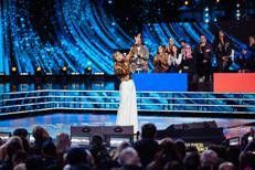 'Super Karaoke' torna su Canale 5: ospiti Noemi, Sal Da Vinci, Al Bano e tanti altri
