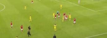 Eriksen, nuovo malore e paura in amichevole: collassa a terr