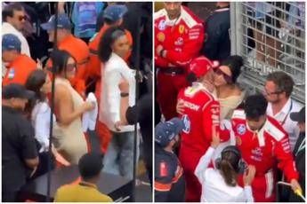 Kim Kardashian a Montecarlo, 'ruba' asciugamano ad Antonelli