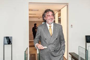 Unipol entra nel risiko bancario al fianco di Intesa Sanpaolo. Lanciato l'assalto a Mps
