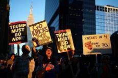 Proteste anti Trump dei tifosi dei Knicks - Afp