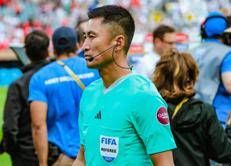 L'arbitro cinese Ma Ning - Ipa