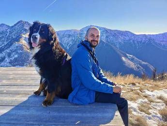 Pietro Petrocchi con il suo cane Nebbia - Foto Petrocchi