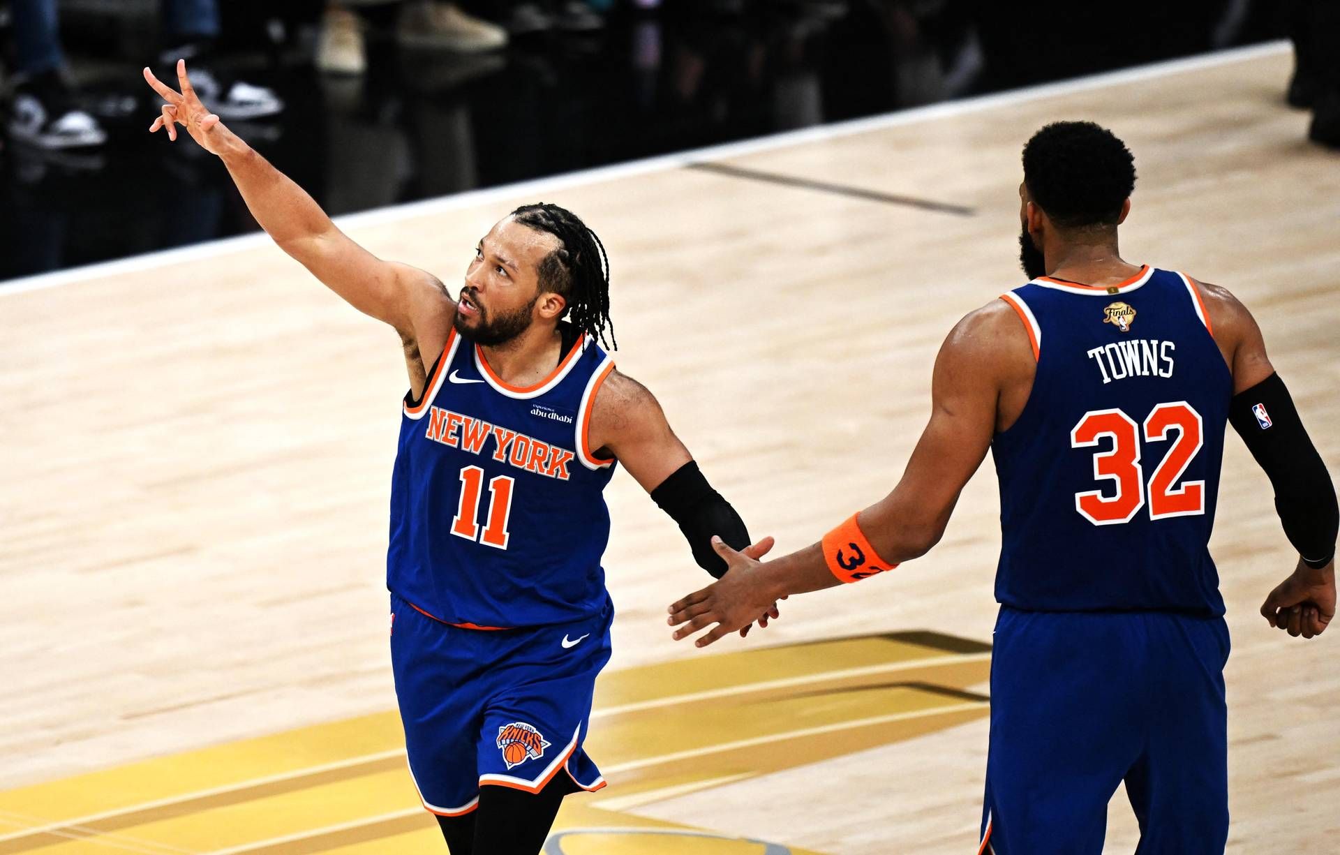 Ben Stiller e Taylor Swift ‘impazziscono’ per New York Knicks, rimonta da sogno in Nba Ben Stiller e Taylor Swift ‘impazziscono’ per New York Knicks, rimonta da sogno in Nba