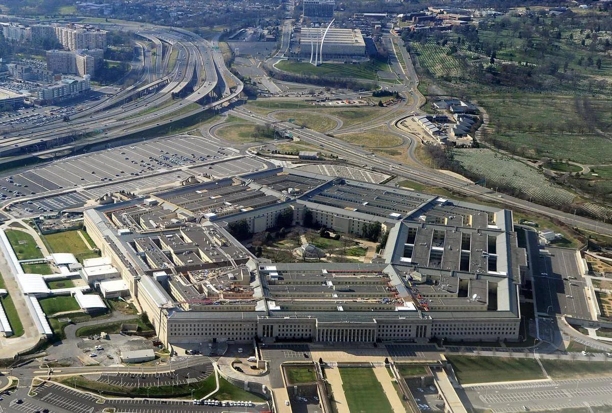 https://www.adnkronos.com/resources/02a6-20d7ffd02dd3-d31803e6f097-1000/format/huge/pentagono_afp.jpeg