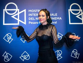 Antonia Fotaras, madrina del Pesaro Film Festival: "Noi cresciuti con i social rischiamo di normalizzare competizione tossica"