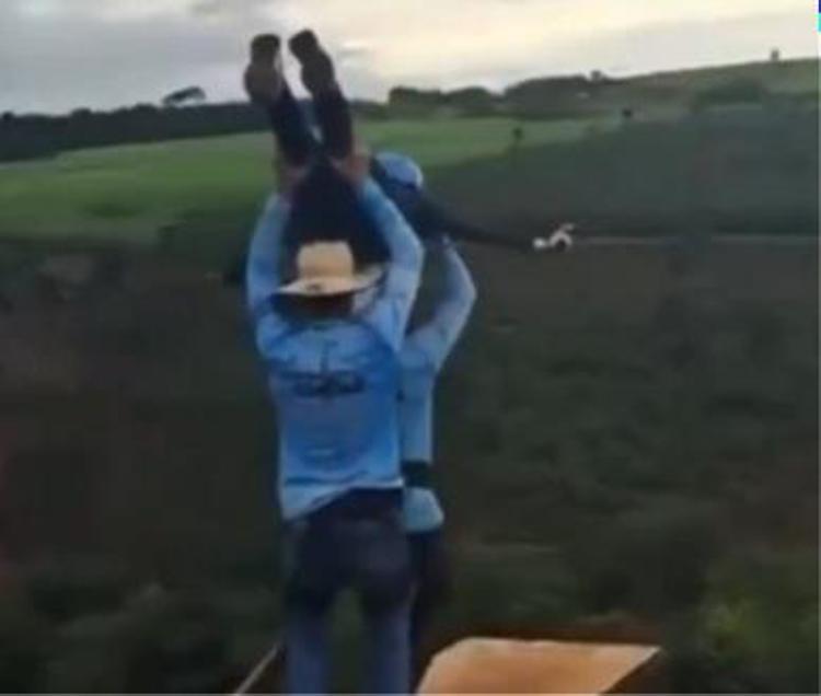 Un'immagine del video - (video da X)
